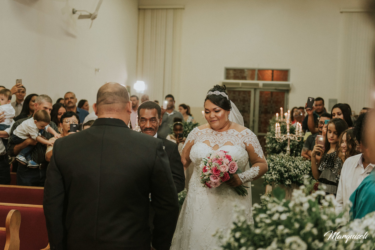 #londrina #londrinafotografo #fotografoemlondrina #fotografaemlondrina #fotografolondrina #casandoemlondrina #londrinacasamentos #eventoslondrina #noivalondrina #casamentosnacidadelondrina