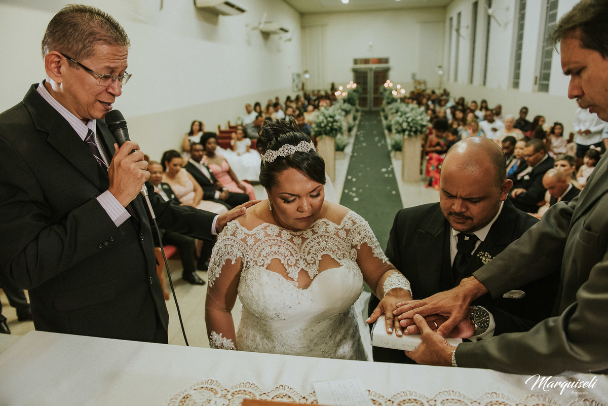 #londrina #londrinafotografo #fotografoemlondrina #fotografaemlondrina #fotografolondrina #casandoemlondrina #londrinacasamentos #eventoslondrina #noivalondrina #casamentosnacidadelondrina