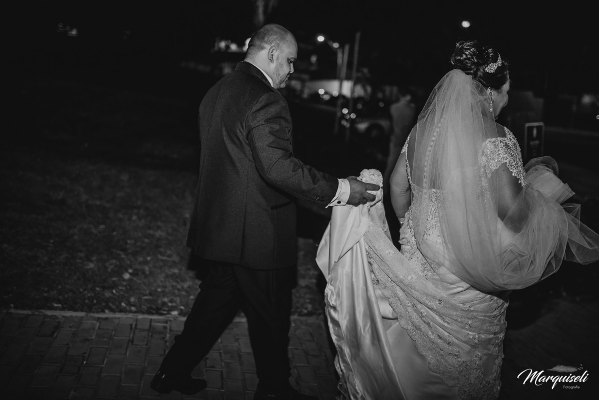 #londrina #londrinafotografo #fotografoemlondrina #fotografaemlondrina #fotografolondrina #casandoemlondrina #londrinacasamentos #eventoslondrina #noivalondrina #casamentosnacidadelondrina