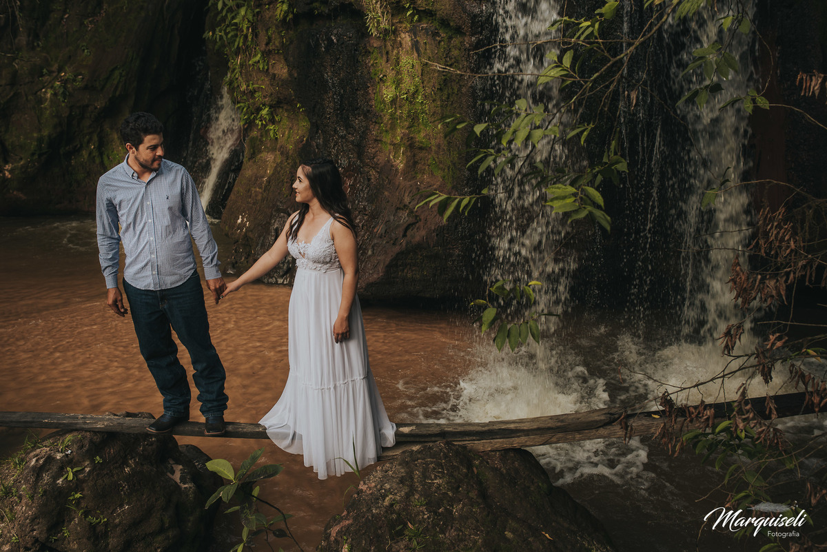 #londrina #londrinafotografo #fotografoemlondrina #fotografaemlondrina #fotografolondrina #casandoemlondrina #londrinacasamentos #eventoslondrina #noivalondrina #casamentosnacidadelondrina #presidenteprudente