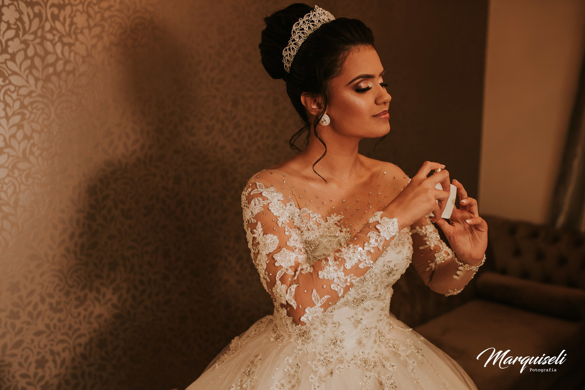 #londrina #londrinafotografo #fotografoemlondrina #fotografaemlondrina #fotografolondrina #casandoemlondrina #londrinacasamentos #eventoslondrina #noivalondrina #casamentosnacidadelondrina