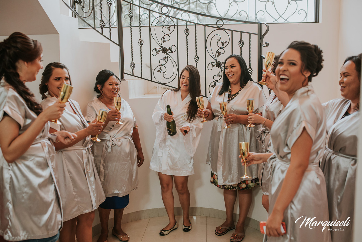 #londrina #londrinafotografo #fotografoemlondrina #fotografaemlondrina #fotografolondrina #casandoemlondrina #londrinacasamentos #eventoslondrina #noivalondrina #casamentosnacidadelondrina