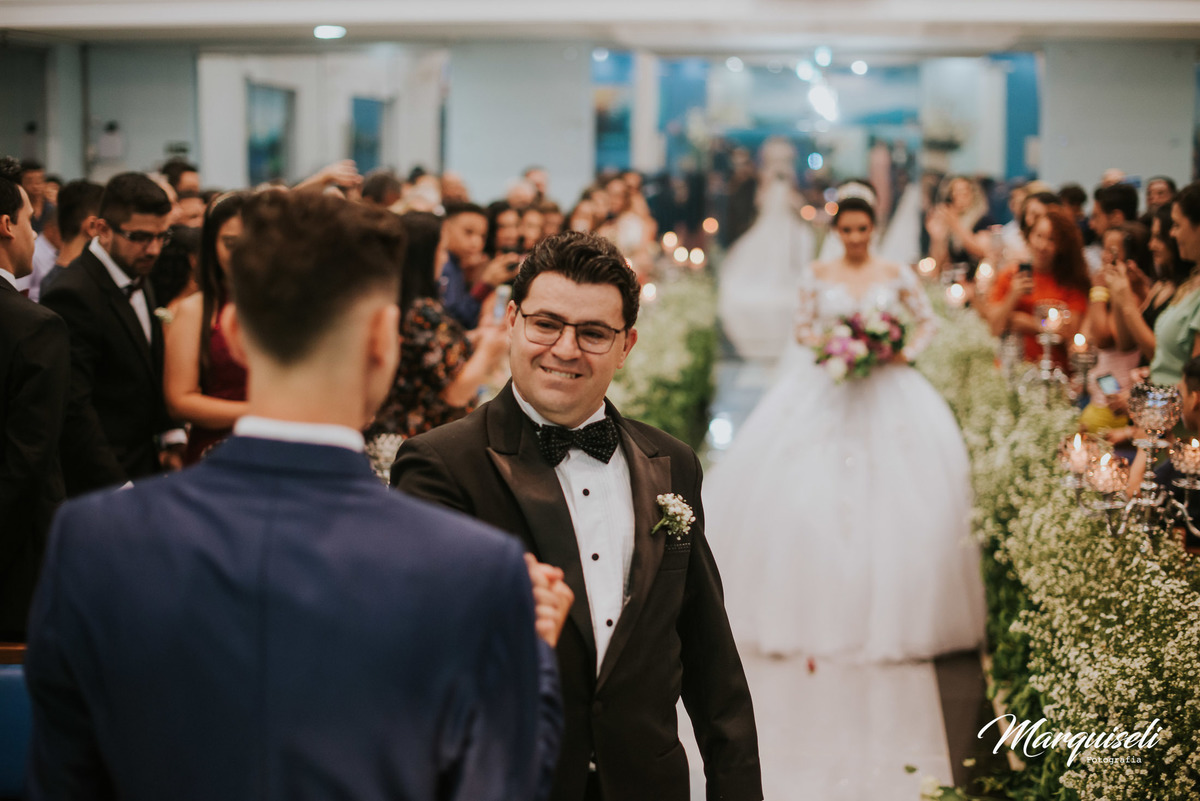 #londrina #londrinafotografo #fotografoemlondrina #fotografaemlondrina #fotografolondrina #casandoemlondrina #londrinacasamentos #eventoslondrina #noivalondrina #casamentosnacidadelondrina