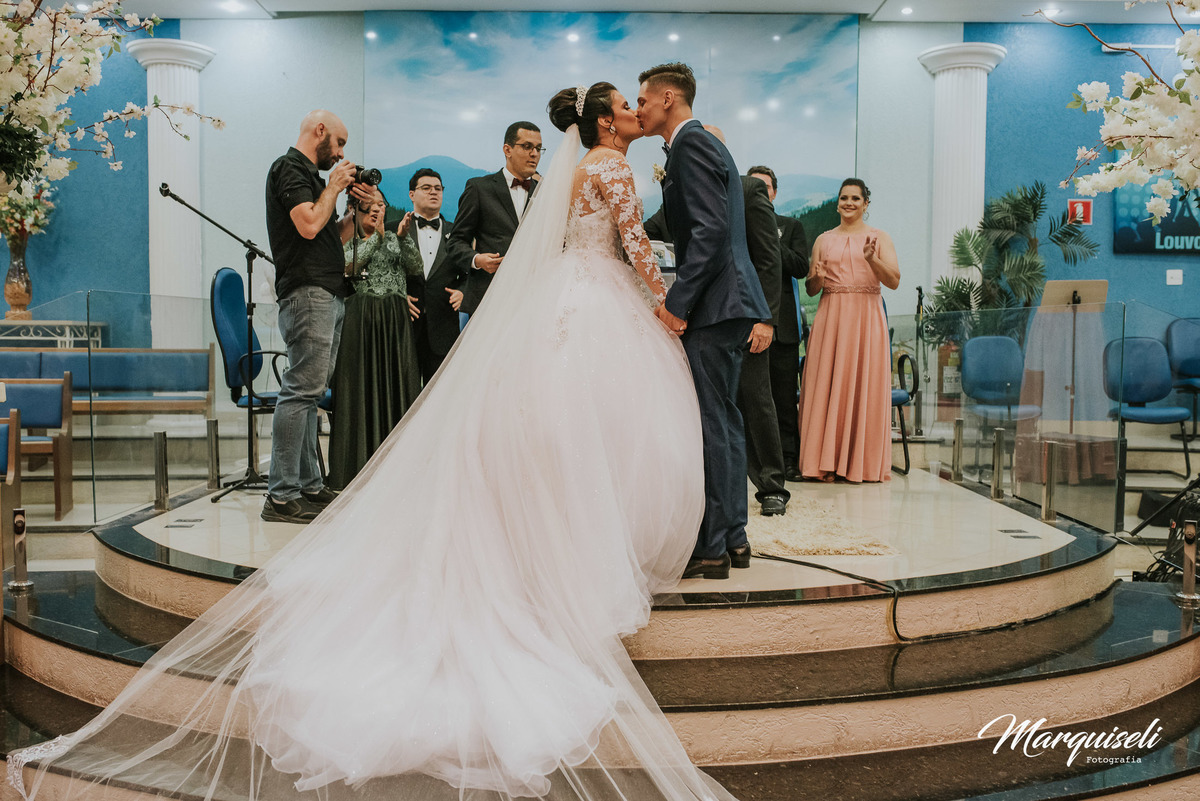 #londrina #londrinafotografo #fotografoemlondrina #fotografaemlondrina #fotografolondrina #casandoemlondrina #londrinacasamentos #eventoslondrina #noivalondrina #casamentosnacidadelondrina