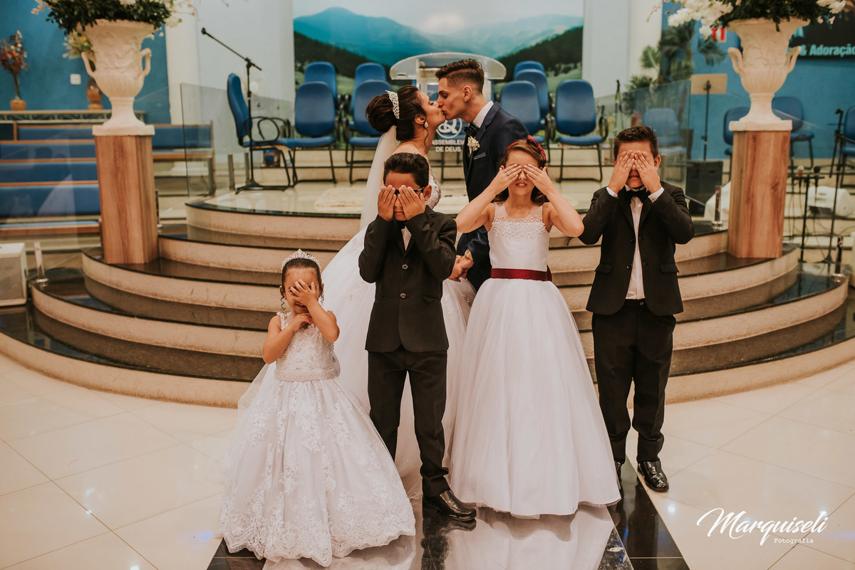 #londrina #londrinafotografo #fotografoemlondrina #fotografaemlondrina #fotografolondrina #casandoemlondrina #londrinacasamentos #eventoslondrina #noivalondrina #casamentosnacidadelondrina