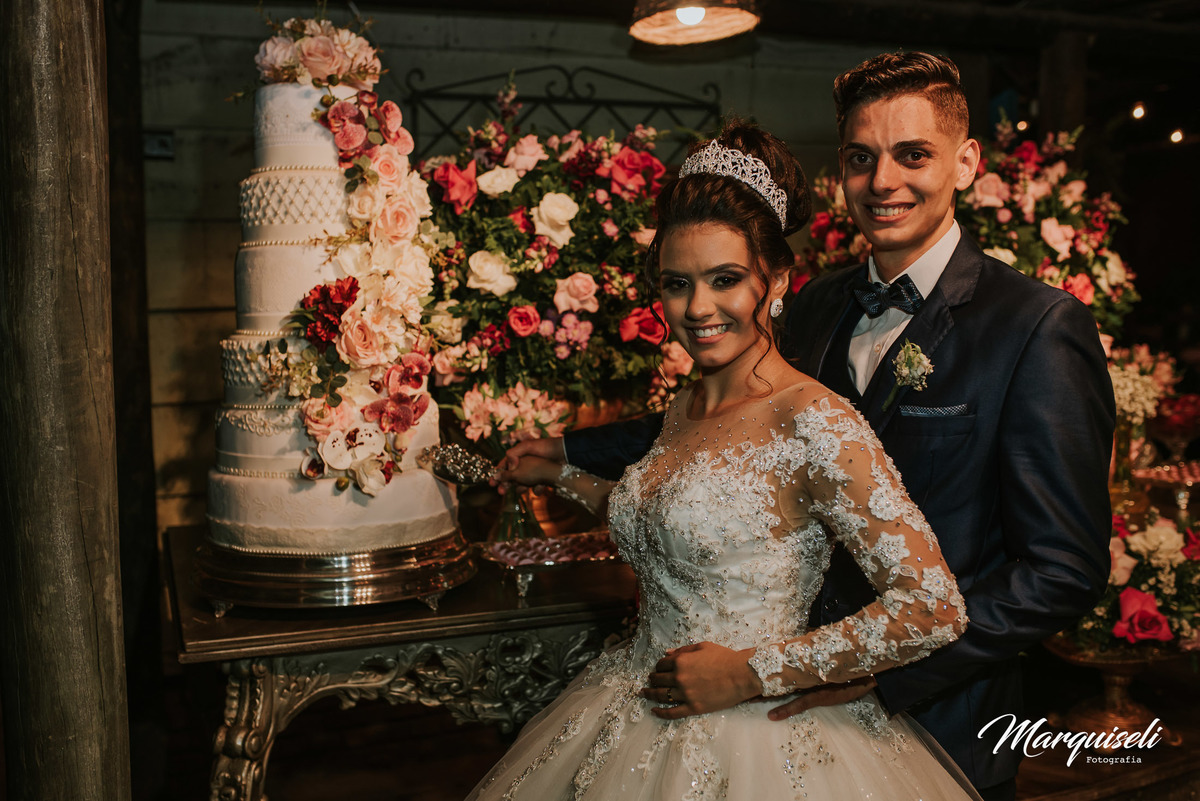 #londrina #londrinafotografo #fotografoemlondrina #fotografaemlondrina #fotografolondrina #casandoemlondrina #londrinacasamentos #eventoslondrina #noivalondrina #casamentosnacidadelondrina