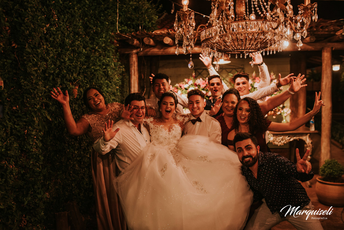 #londrina #londrinafotografo #fotografoemlondrina #fotografaemlondrina #fotografolondrina #casandoemlondrina #londrinacasamentos #eventoslondrina #noivalondrina #casamentosnacidadelondrina