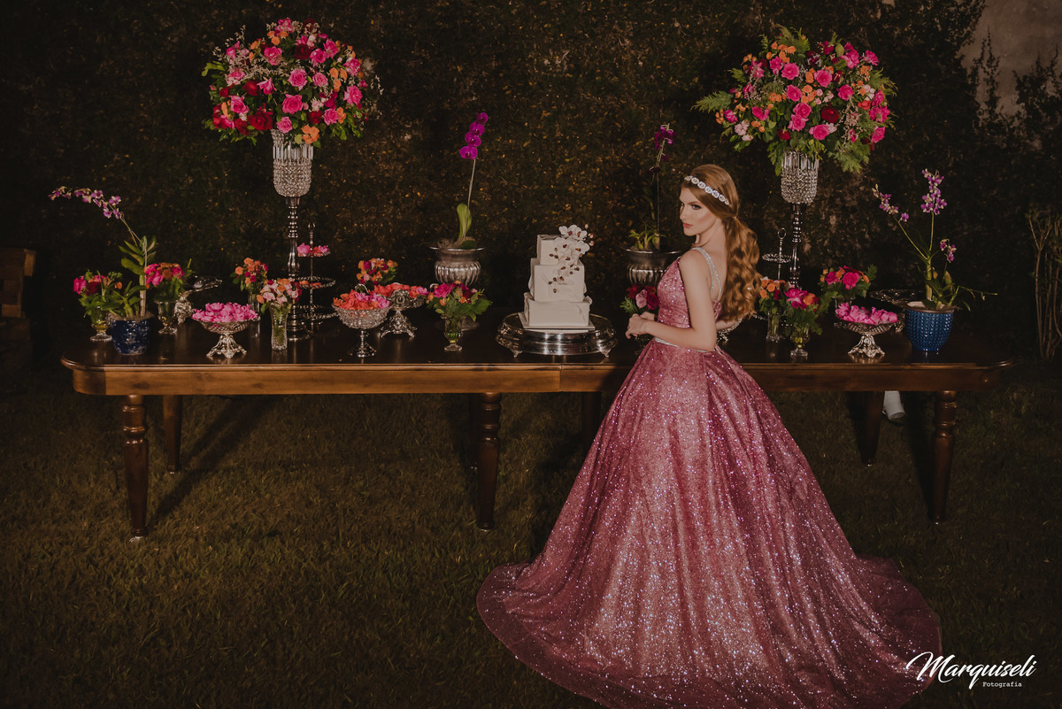 @cassiodebarrosfilmmaker

@deapintocakedesigner

@infocusprudente

@maisonrosefreitas15anos

@marquiselifotografia

@maylla.hatanaka

@priscila.arllati

@suelimendes_alugueldepecas .