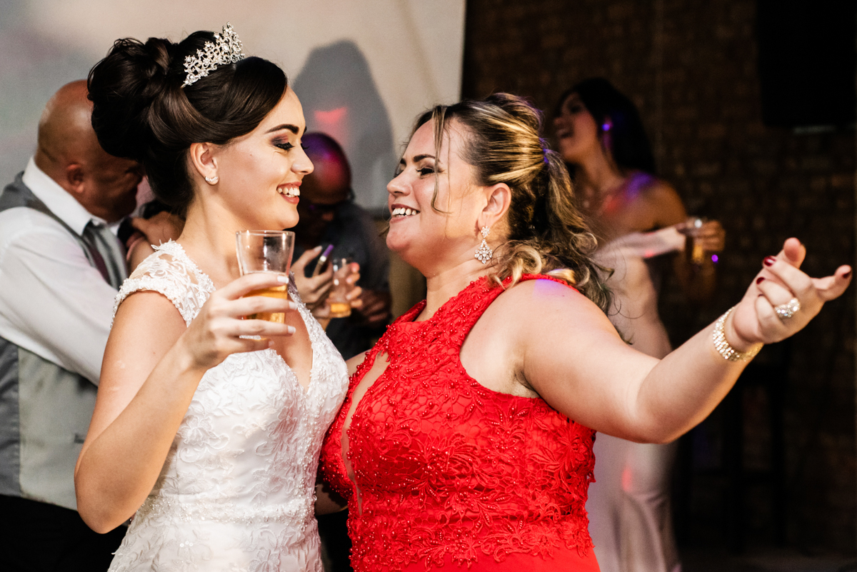 Foto de casamento realizado no município do Rio de Janeiro, RJ.