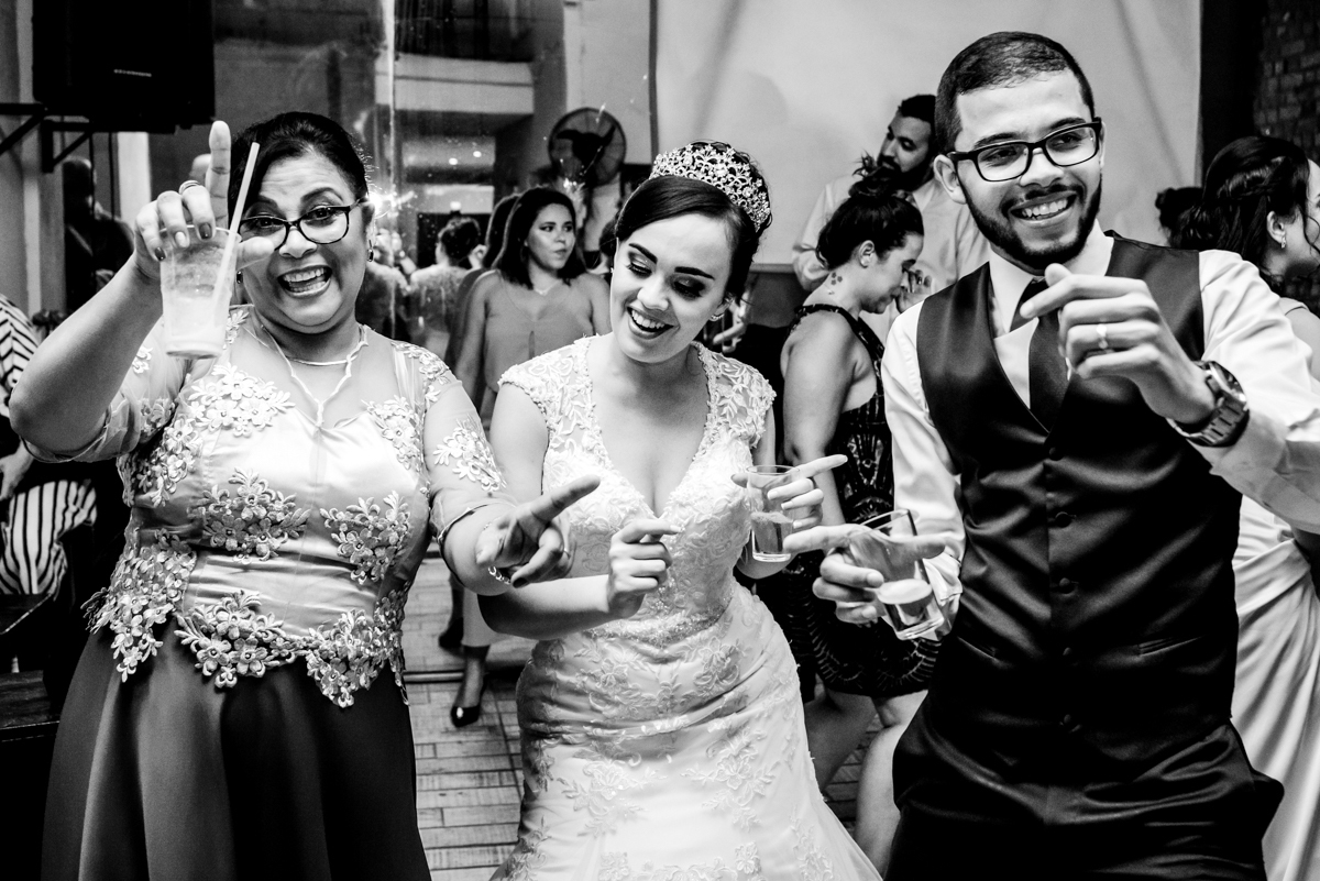 Foto de casamento realizado no município do Rio de Janeiro, RJ.