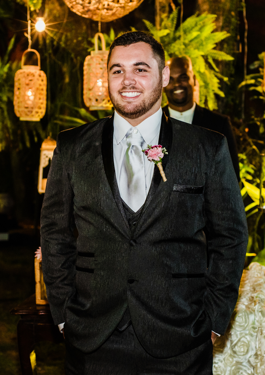 Noivo em cerimônia de casamento realizado no Espaço Casa Grande Eventos, em Campo Grande, RJ.