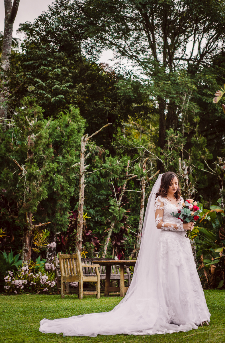 Foto do making of da noiva realizado no município de Teresópolis, RJ.
