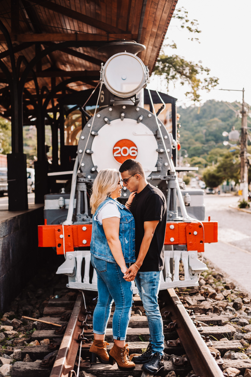 Ensaio Fotográfico de casal realizado em Conservatória - RJ. Pré Wedding.