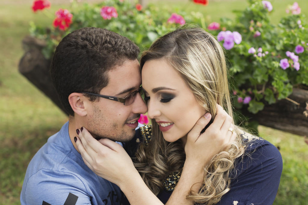 a troca de carinho de willian e driely, rostos colados e troca de olhares, sete lagoas