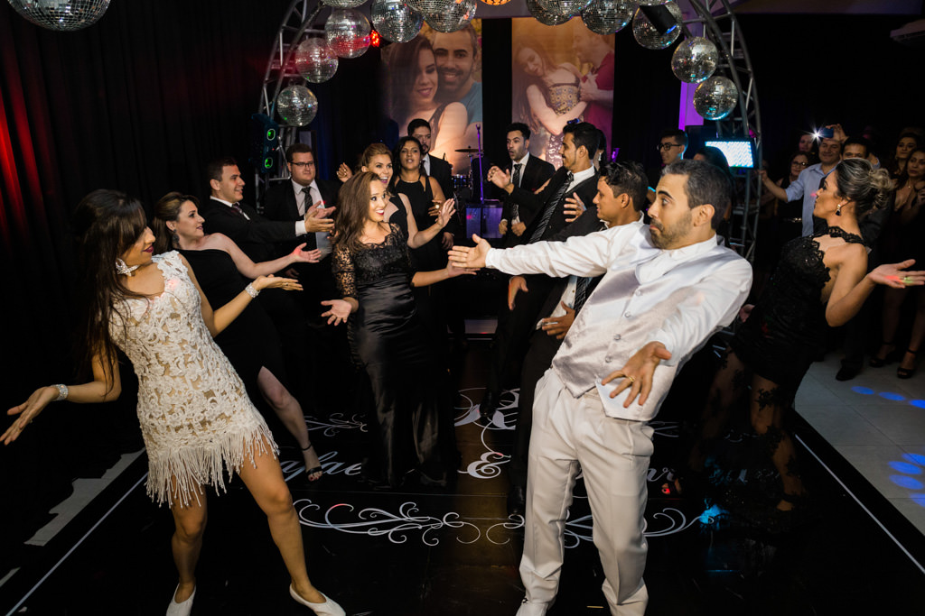 o padrinhos também entraram na dança da rafaela  e henrique