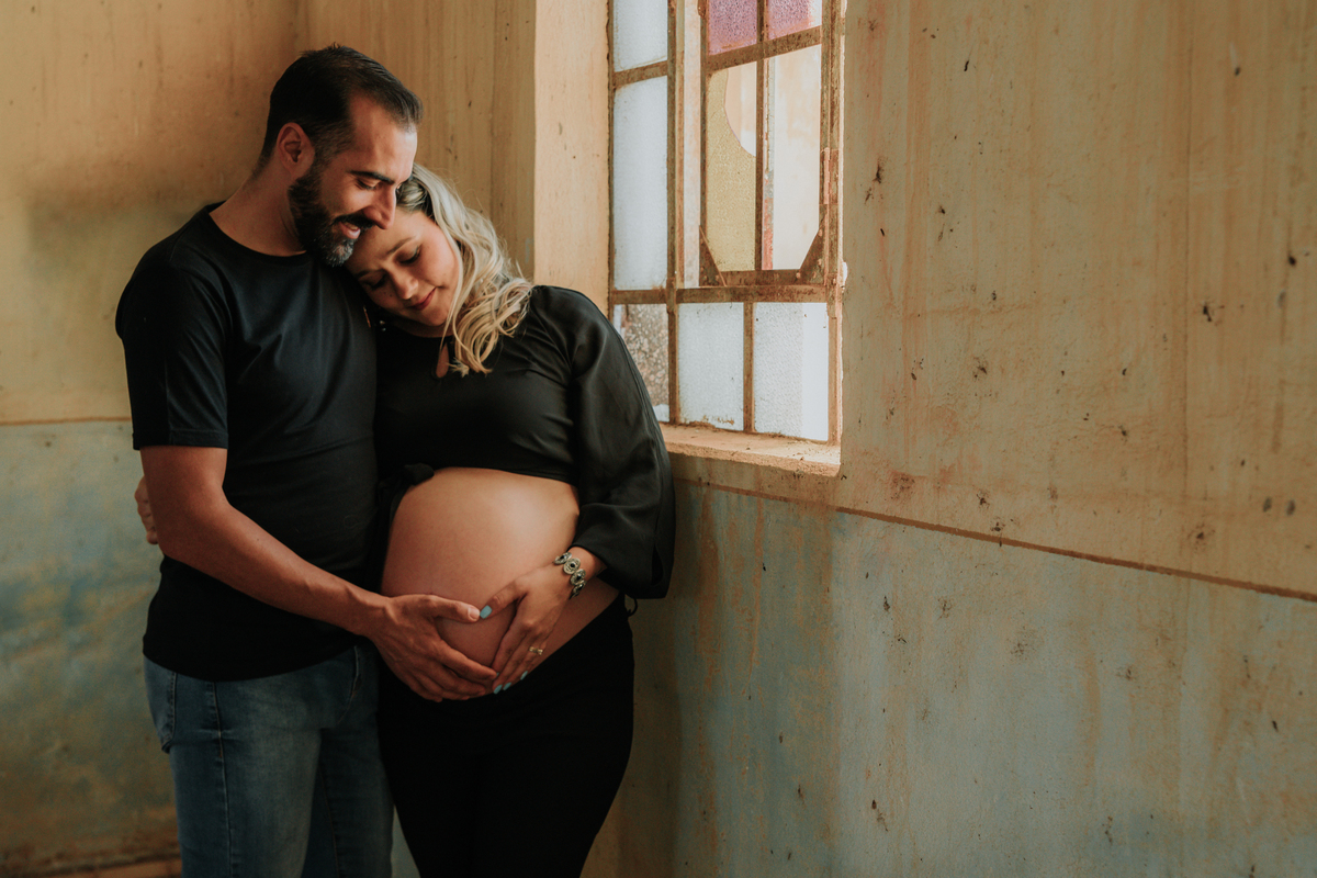 ensaio-gestante-casal-Eleuterio-Itapira-rodrigo-bahia-fotógrafo-de-familia-de-mogi-guaçu.jpg