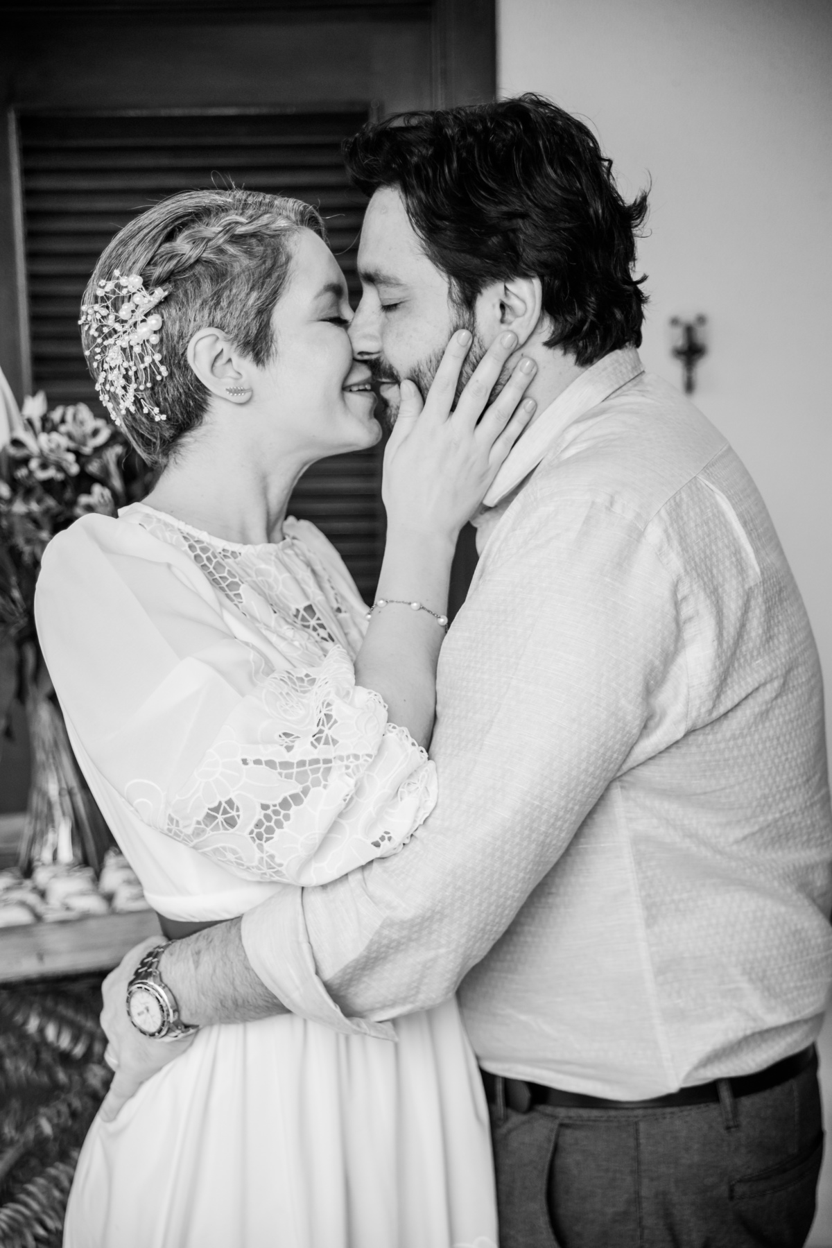 beijo-casal-rodrigo-bahia-fotógrafo-casamento-mogi-guaçu.jpg
