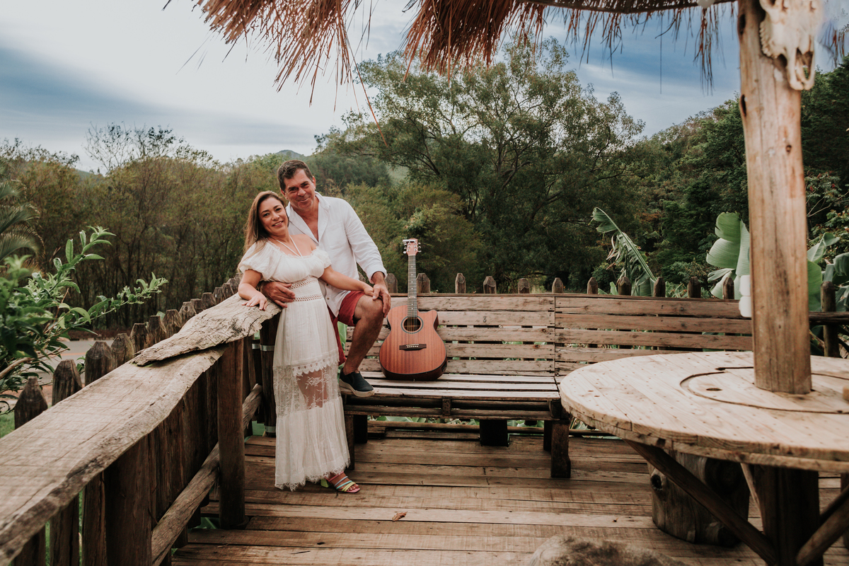 pré-wedding-violão-noivo-músico-instrumento-rodrigo-bahia-fotógrafo-casamento-mogi-guaçu.jpg