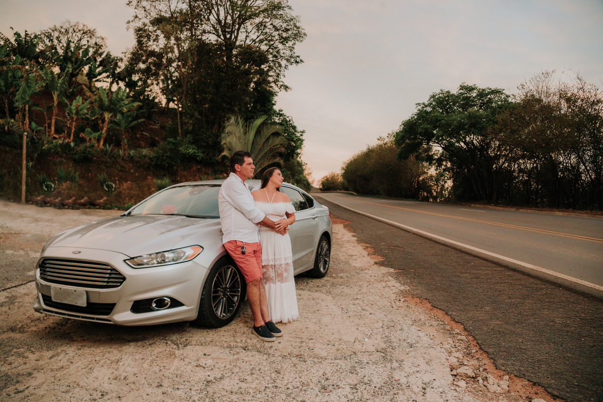 pré-wedding-carro-estrada-rodovia-rodrigo-bahia-fotógrafo-casamento-mogi-guaçu.jpg