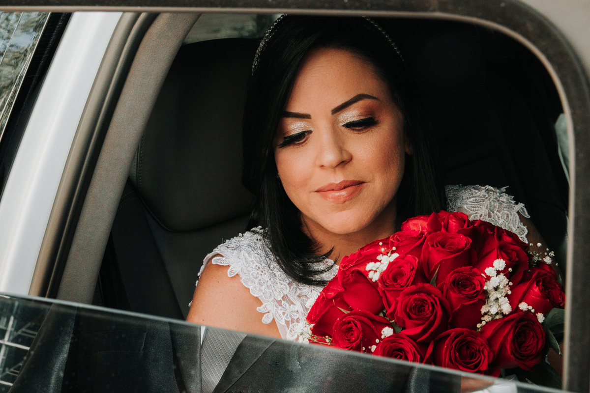 noiva-carro-rodrigo-bahia-fotógrafo-casamento-mogi-guaçu.jpg
