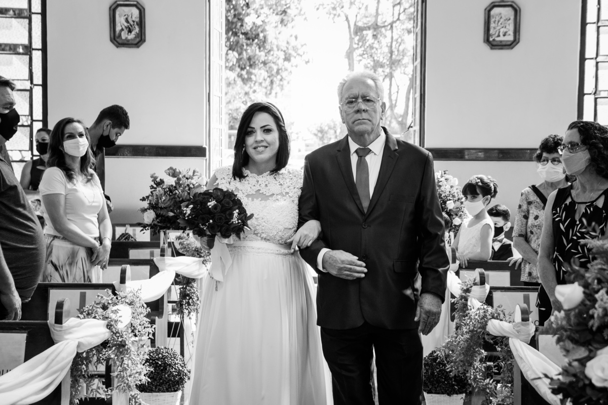 entrada-noiva-pai-rodrigo-bahia-fotógrafo-casamento-mogi-guaçu.jpg