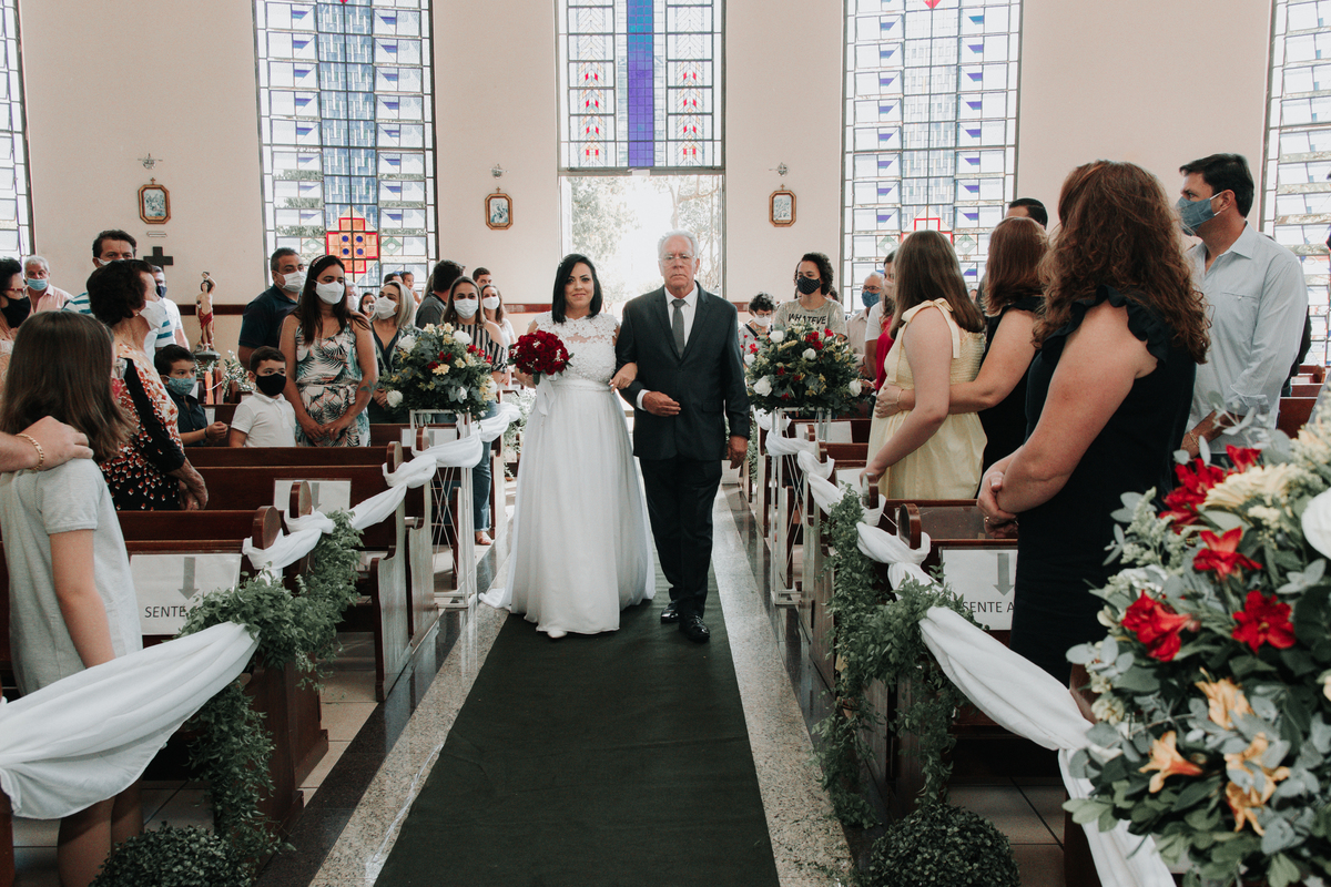 entrada-noiva-pai-rodrigo-bahia-fotógrafo-casamento-mogi-guaçu.jpg