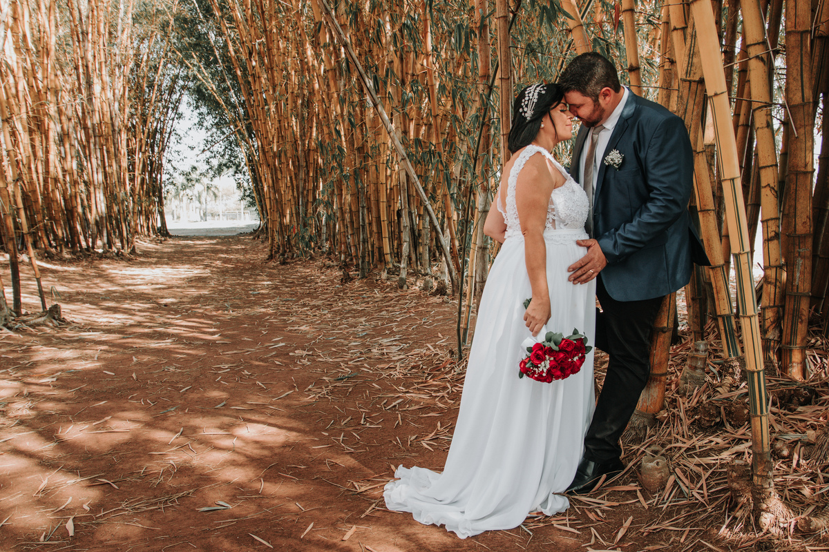 noivos-rodrigo-bahia-fotógrafo-casamento-mogi-guaçu.jpg