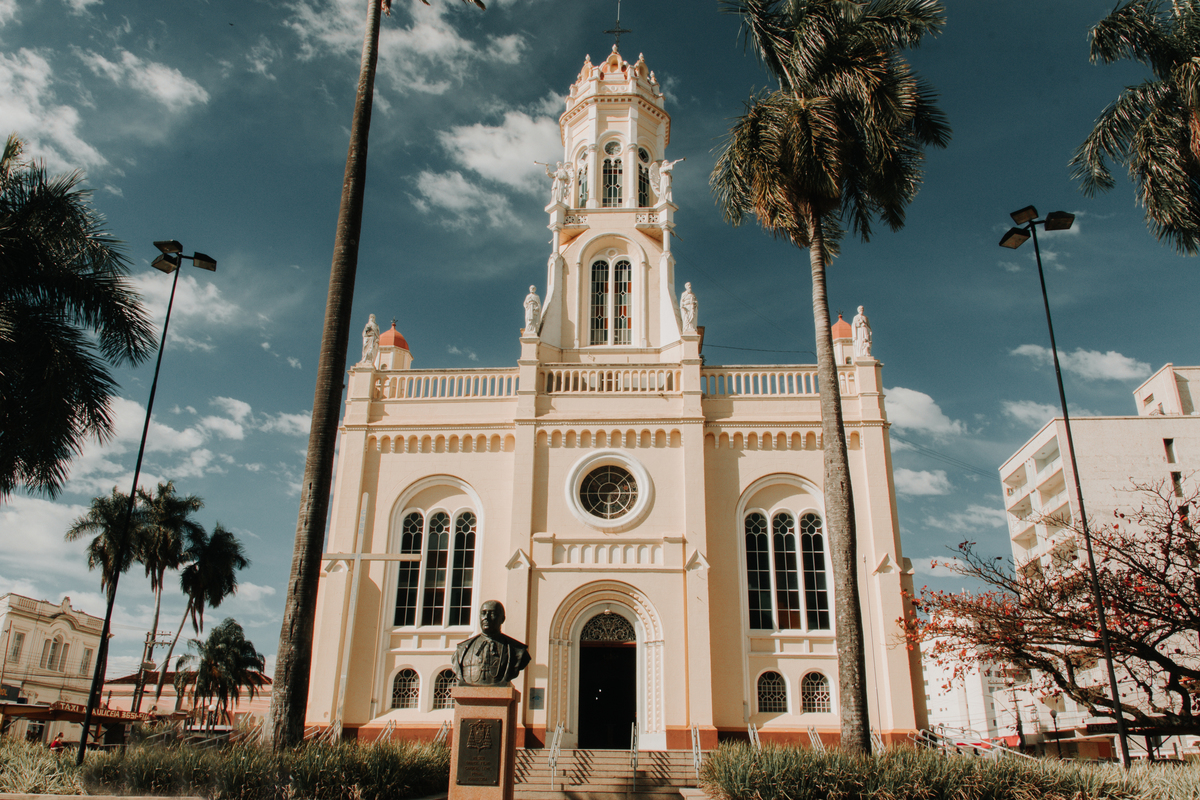 igreja-batizado-Espírito-Santo-do-Pinhal-rodrigo-bahia-fotógrafo-de-mogi-guaçu.jpg