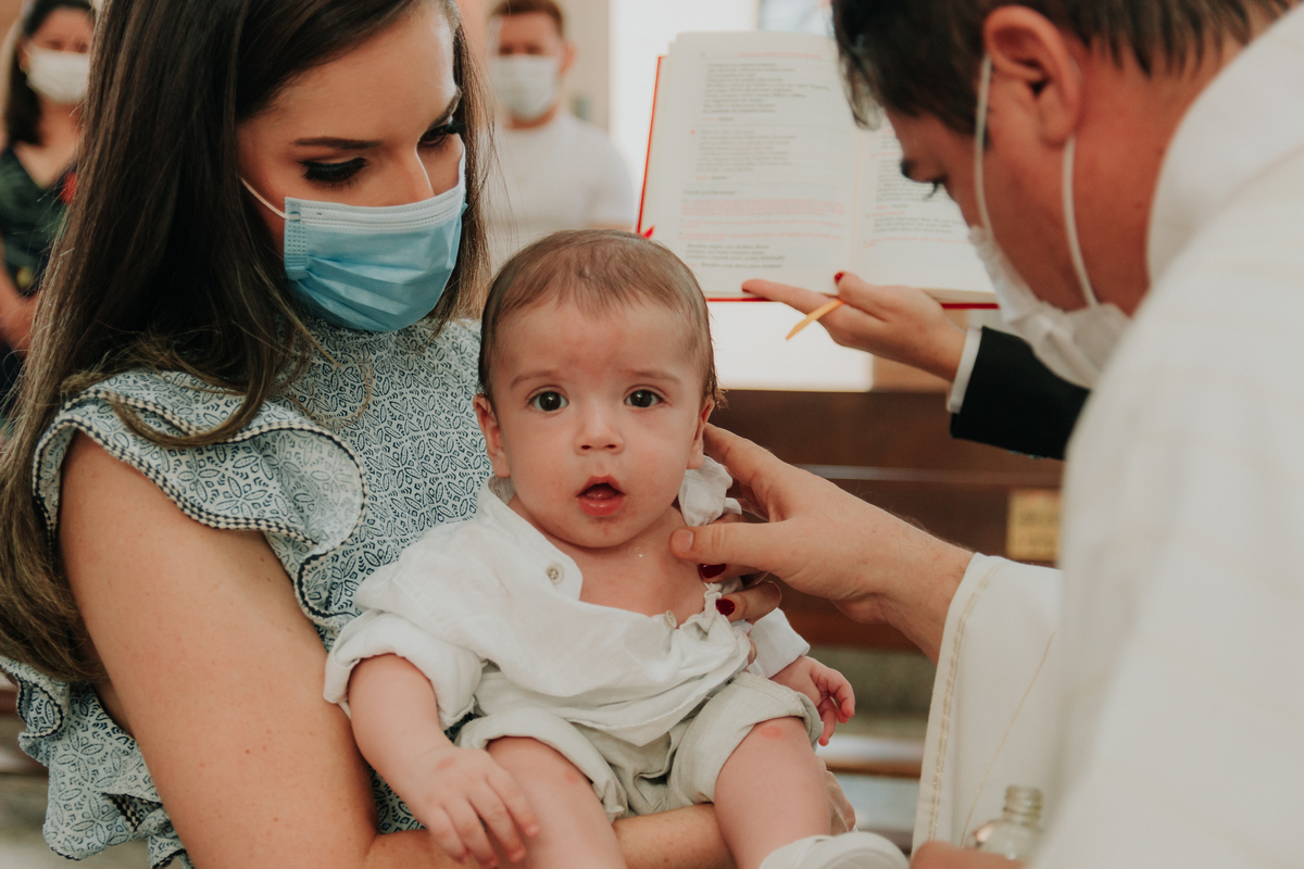 igreja-batizado-rodrigo-bahia-fotógrafo-de-mogi-guaçu.jpg