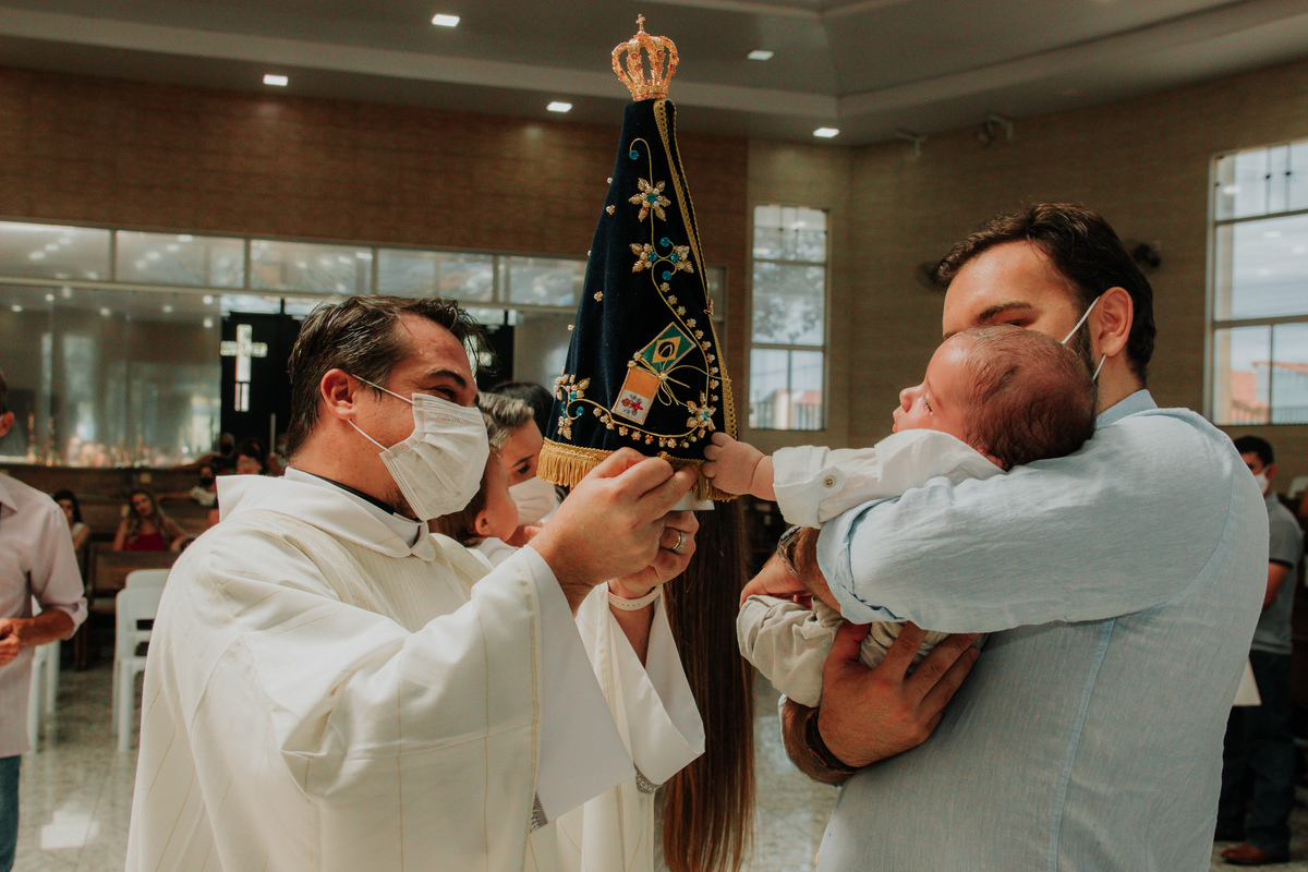 igreja-padre-santa-batizado-rodrigo-bahia-fotógrafo-de-mogi-guaçu.jpg