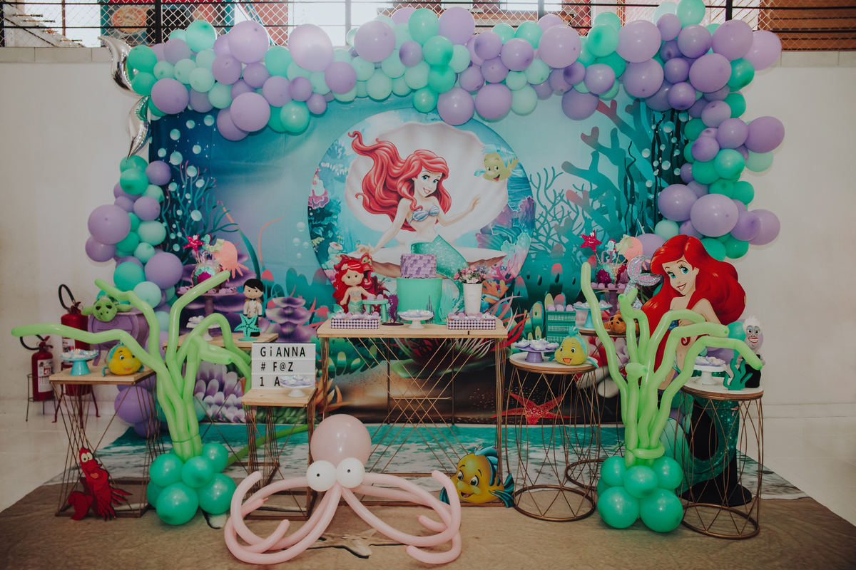 mesa-do-bolo-tema-pequena-sereia-festa-infantil-rodrigo-bahia-fotógrafo-de-familia-de-mogi-guaçu.jpg
