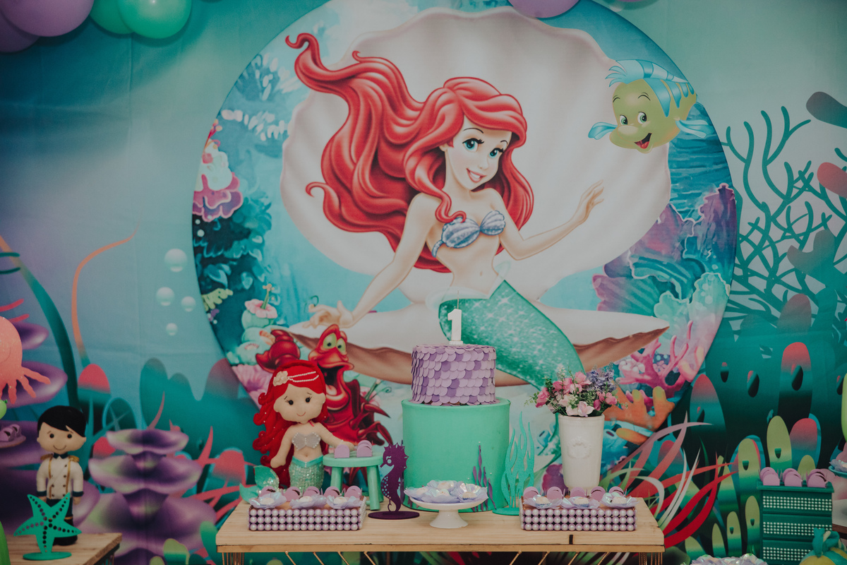 mesa-do-bolo-tema-pequena-sereia-festa-infantil-rodrigo-bahia-fotógrafo-de-familia-de-mogi-guaçu.jpg