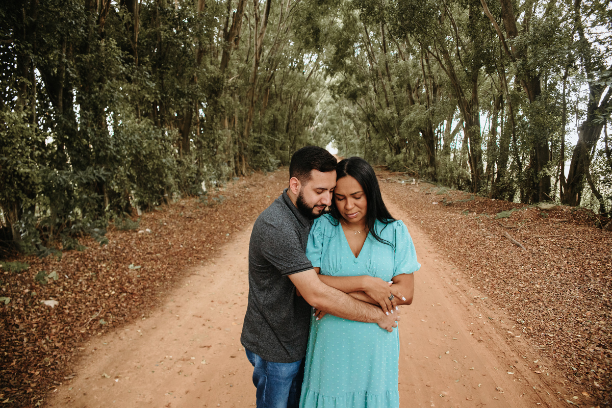 pais-gestante-vestido-azul-ensaio-externo-Holambra-rodrigo-bahia-fotógrafo-casamento-mogi-guaçu.jpg