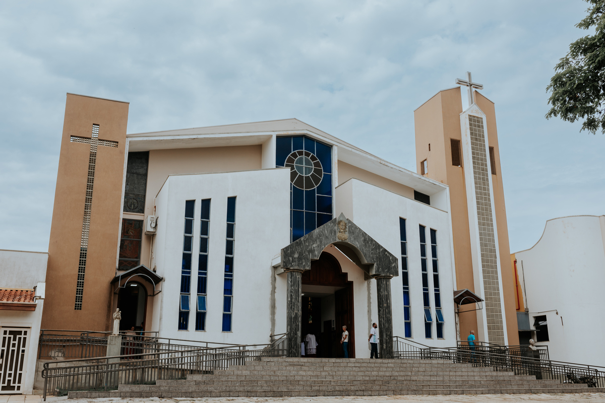 batizado-igreja-rodrigo-bahia-fotógrafo-mogi-guaçu.jpg