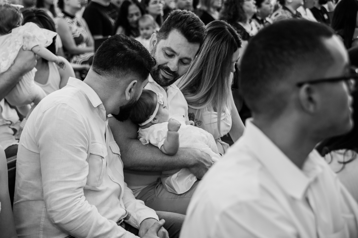 batizado-igreja-rodrigo-bahia-fotógrafo-mogi-guaçu.jpg