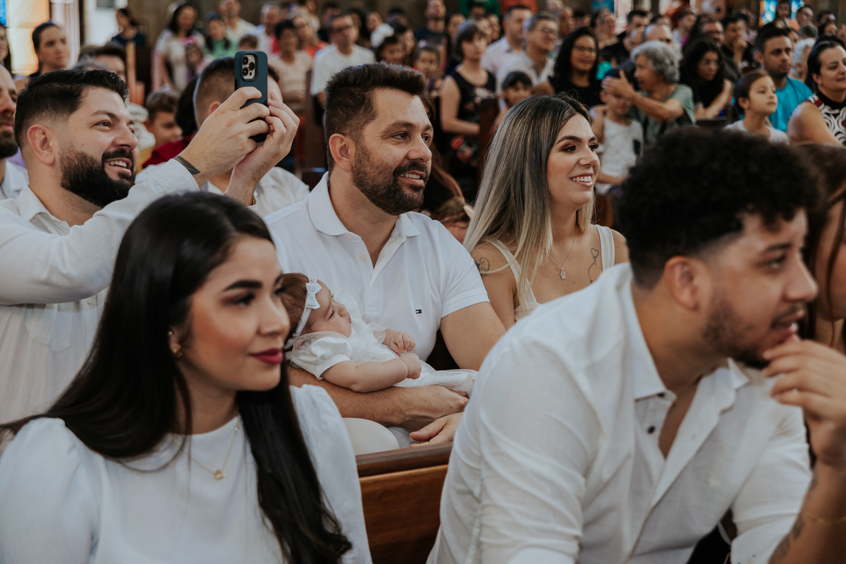 batizado-igreja-rodrigo-bahia-fotógrafo-mogi-guaçu.jpg