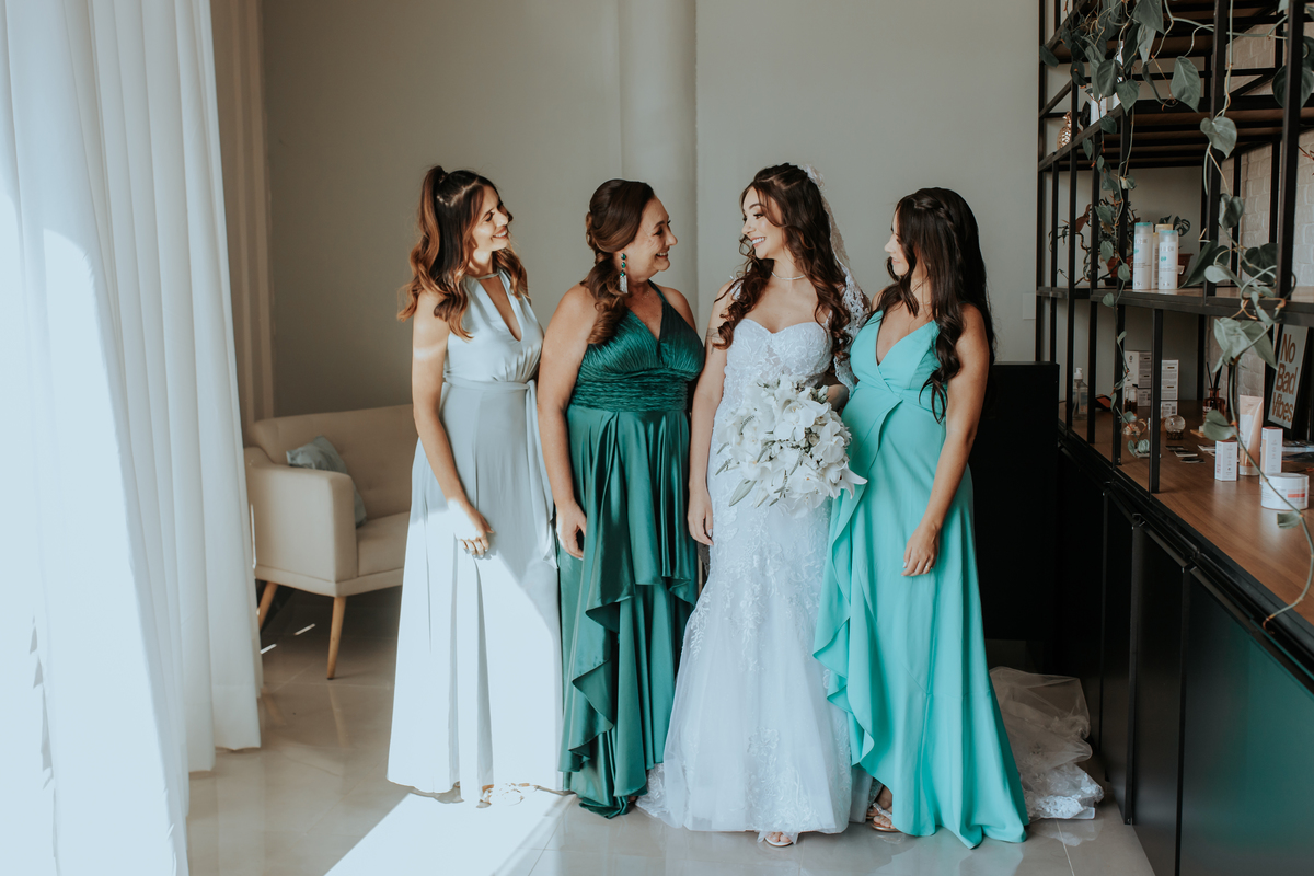 casamento-making-off-noiva-com-madrinhas-rodrigo-bahia-fotógrafo-casamento-mogi-guaçu.jpg