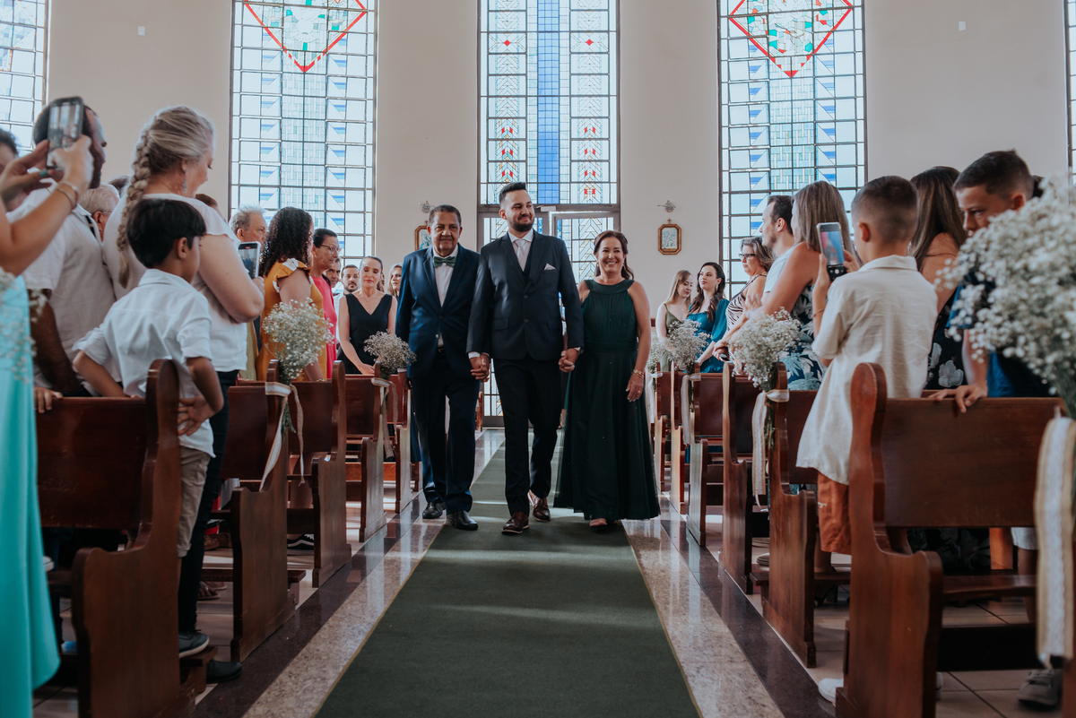 cerimônia-entrada-noivo-rodrigo-bahia-fotógrafo-casamento-mogi-guaçu.jpg