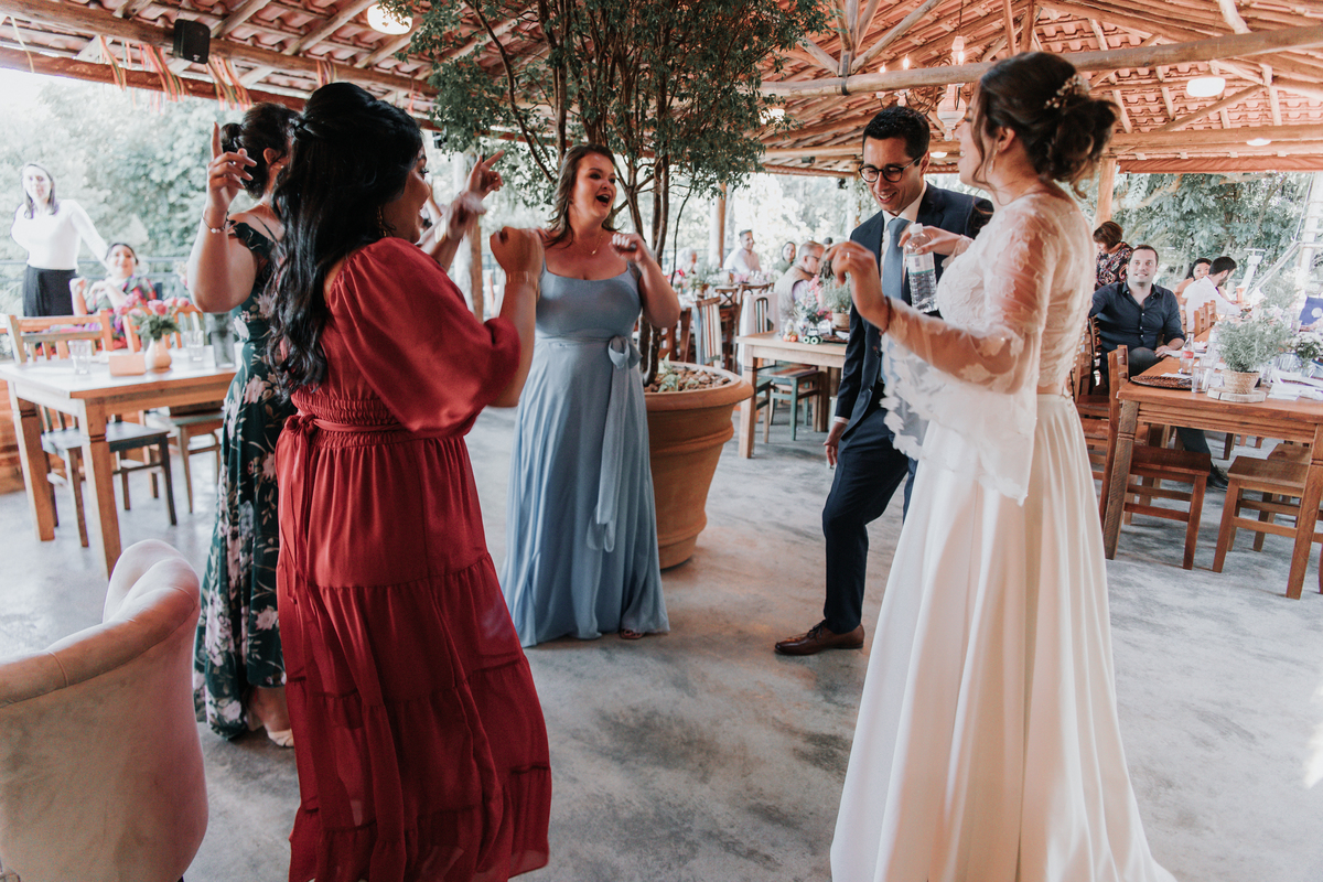 cerimônia-noiva-dança-rodrigo-bahia-fotógrafo-casamento-mogi-guaçu.jpg
