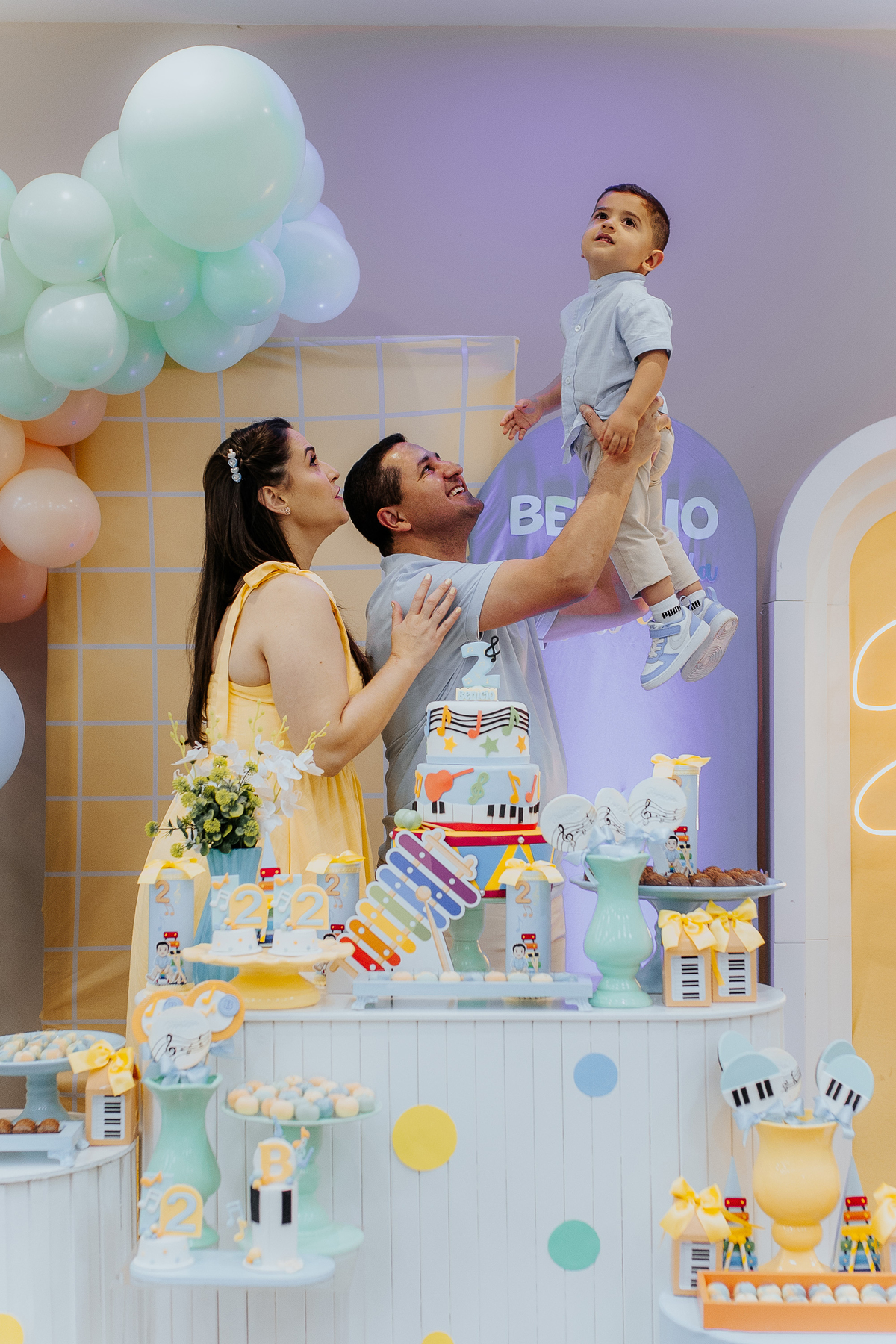 benicio-com-os-pais-aniversario-mogi-guacu.jpg