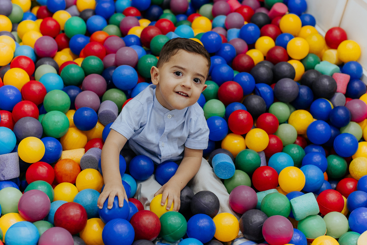 benicio-na-piscina-de-bolinhas-mogi-guacu.jpg