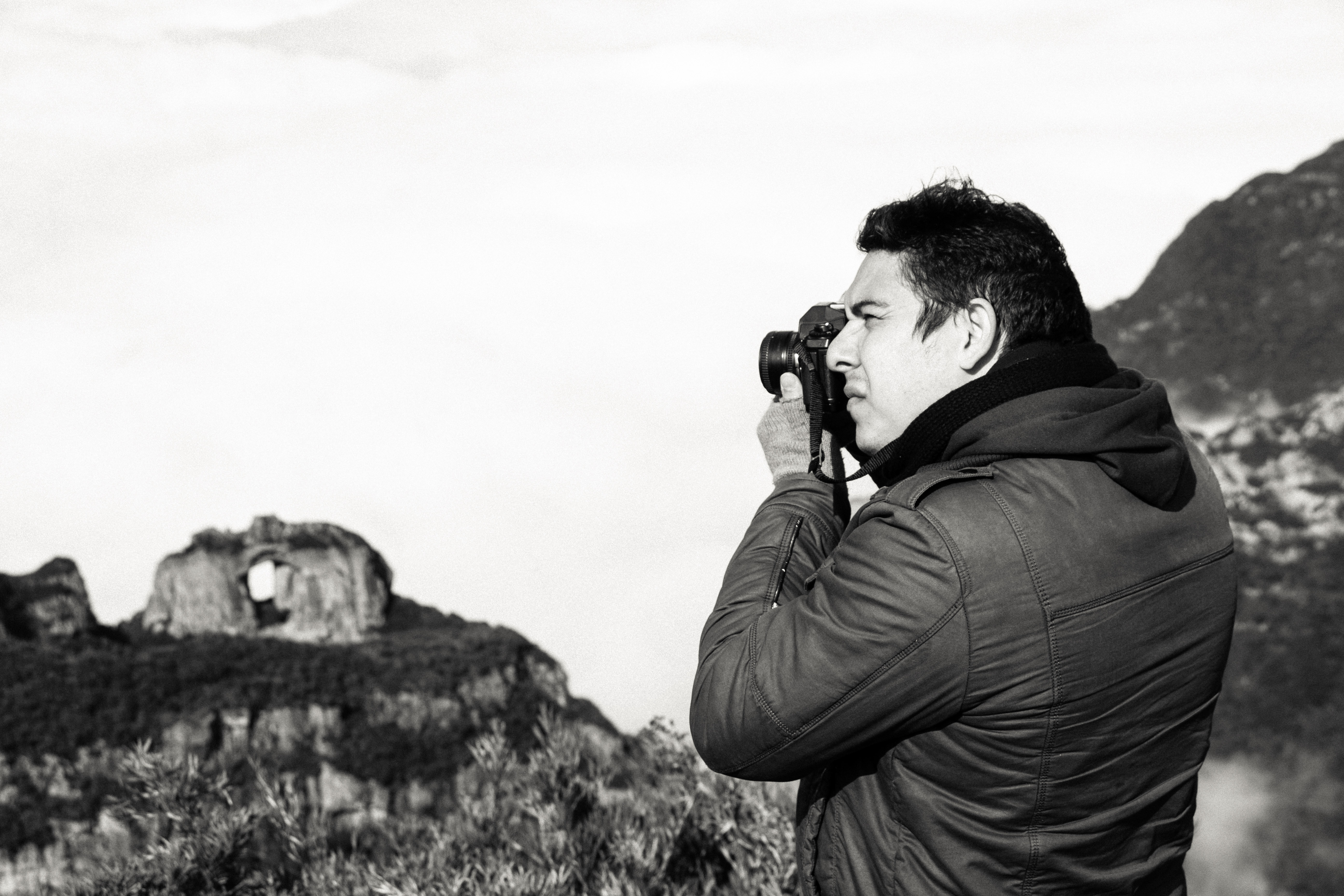 About Galeria Oliveira - Destination Weddings | Couples | Photographer in Lisbon.
