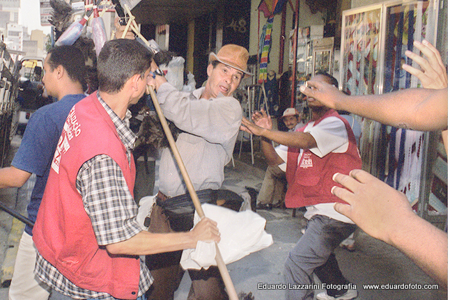 Desocupação de camelôs ilegais no centro de São Paulo