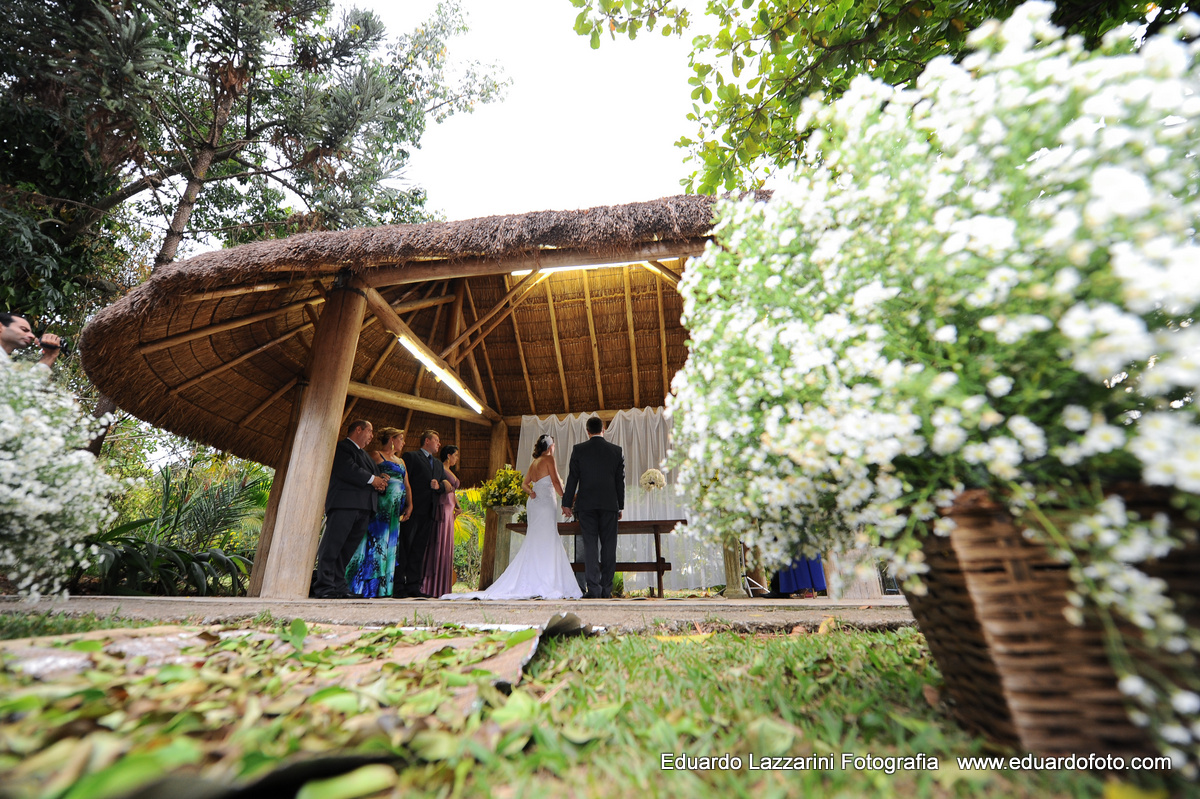 CASAMENTO Priscila e Sergio em TAUBATE  FOTOGRAFO EDUARDO LAZZARINI   BUFFET SABOR E ARTE  PINDAMONHANGABA