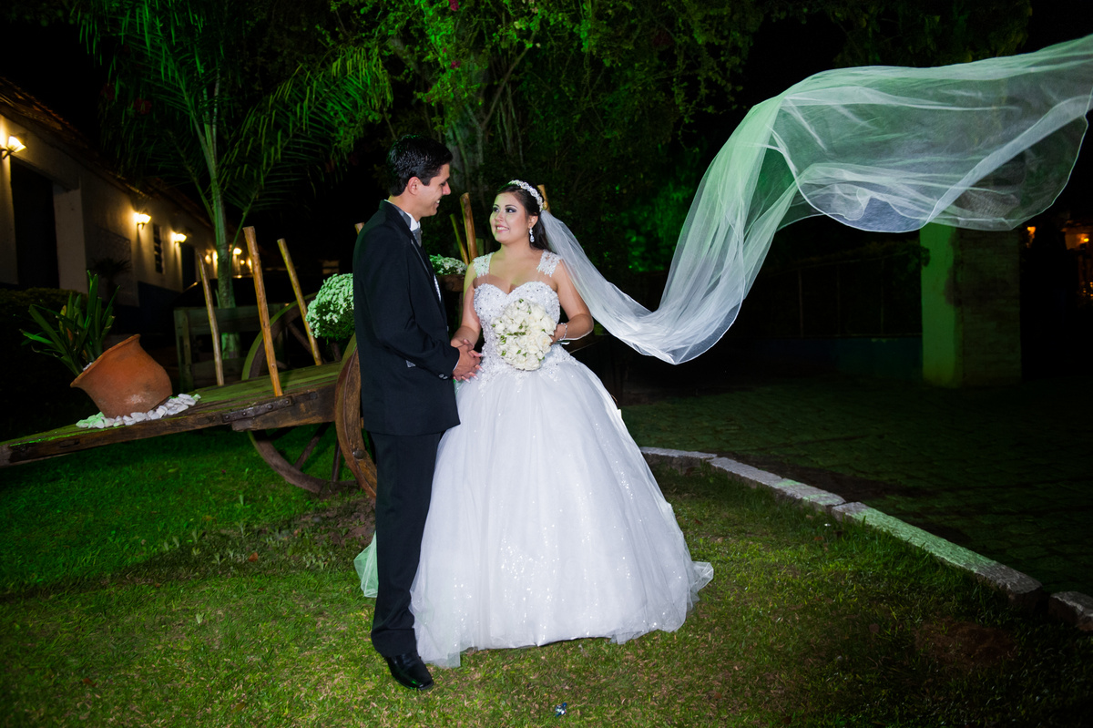 CASAMENTO Vivian e Helton EM TAUBATÉ SP FOTOGRAFO DE CASAMENTOS EDUARDO LAZZARINI