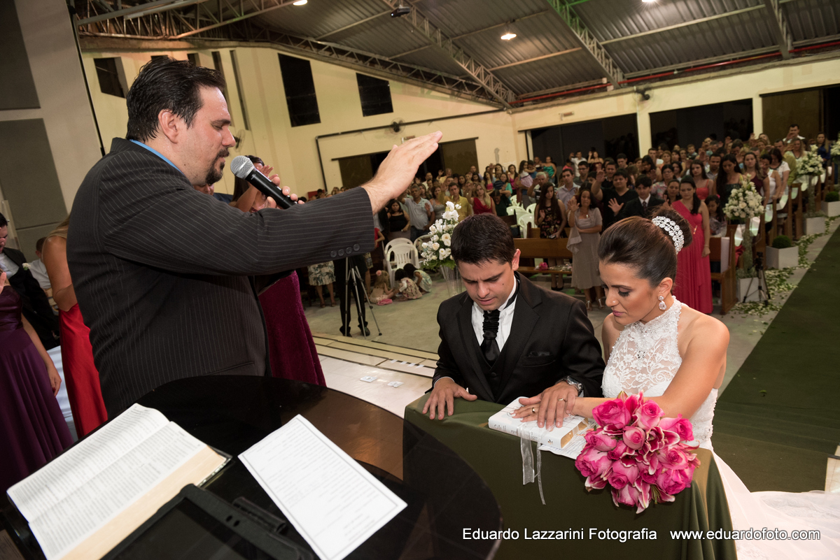 CASAMENTO TAUBATÉ Luciane e Marlon FOTOGRAFO EDUARDO LAZZARINI FOTOGRAFO DE CASAMENTOS EM TAUBATE SP