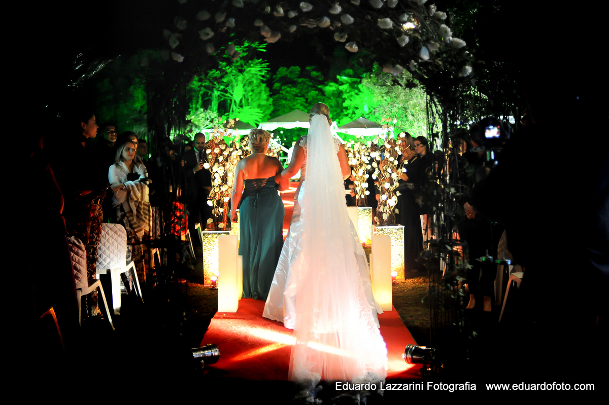 CASAMENTO TAUBATÉ Lilian e Lino FOTOGRAFO EDUARDO LAZZARINI FOTOGRAFO DE CASAMENTOS EM TAUBATE SP