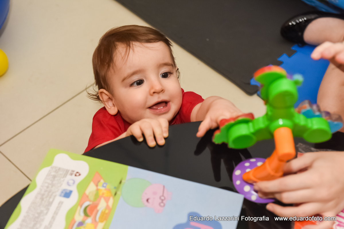 ANIVERSÁRIO TAUBATÉ Rodrigo 1 ano FOTOGRAFO EDUARDO LAZZARINI FOTOGRAFO DE ANIVERSÁRIOS EM TAUBATE SP