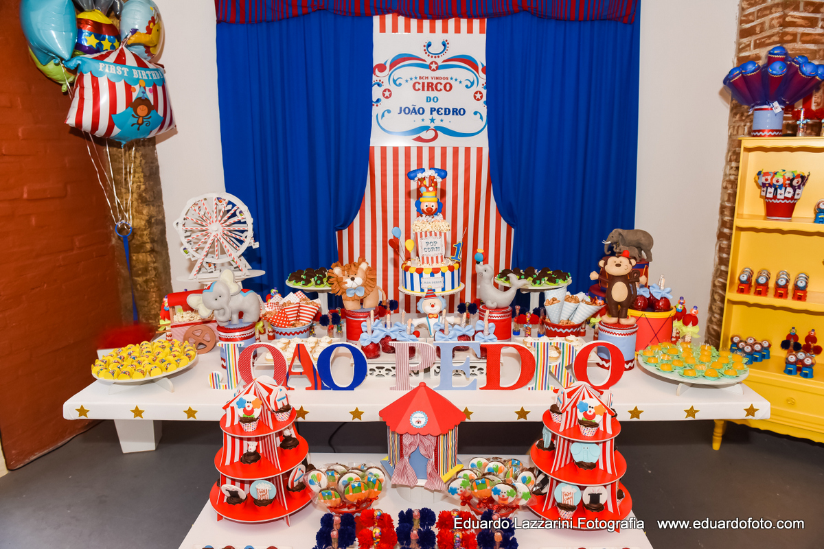 ANIVERSÁRIO TAUBATÉ João Pedro 1 ano FOTOGRAFO EDUARDO LAZZARINI FOTOGRAFO DE ANIVERSÁRIOS EM TAUBATE SP