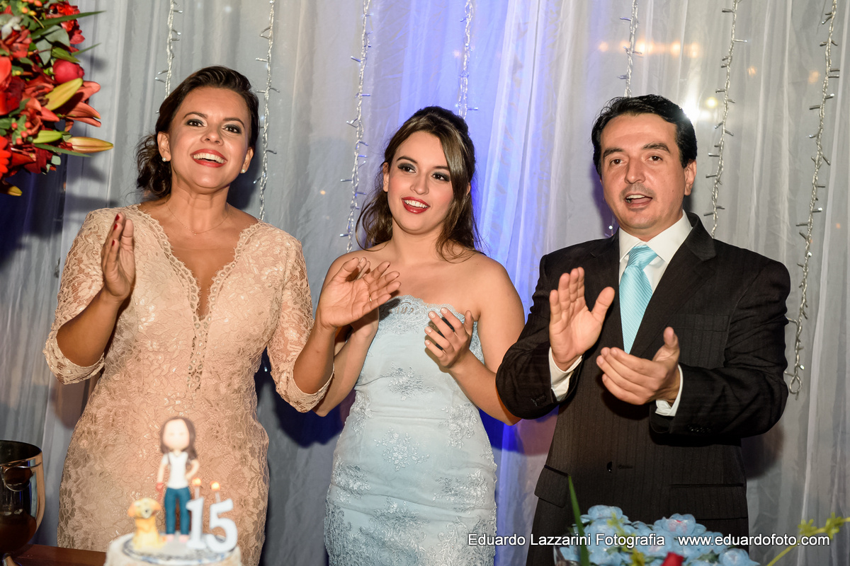 ANIVERSÁRIO TAUBATÉ Maria Julia 15 anos FOTOGRAFO EDUARDO LAZZARINI FOTOGRAFO DE ANIVERSÁRIOS EM TAUBATE SP